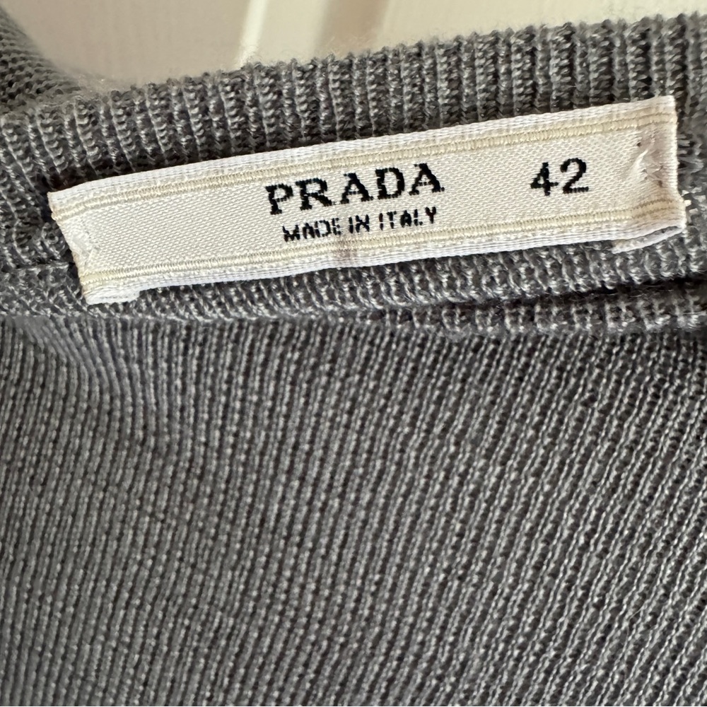 Prada - Picture 8 of 8